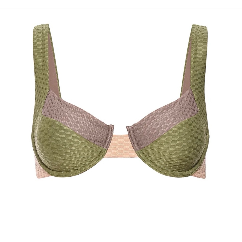 NWT Vetchy Laguna Top | Tricolor Army | Size Small